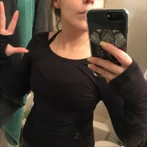 Lululemon top black